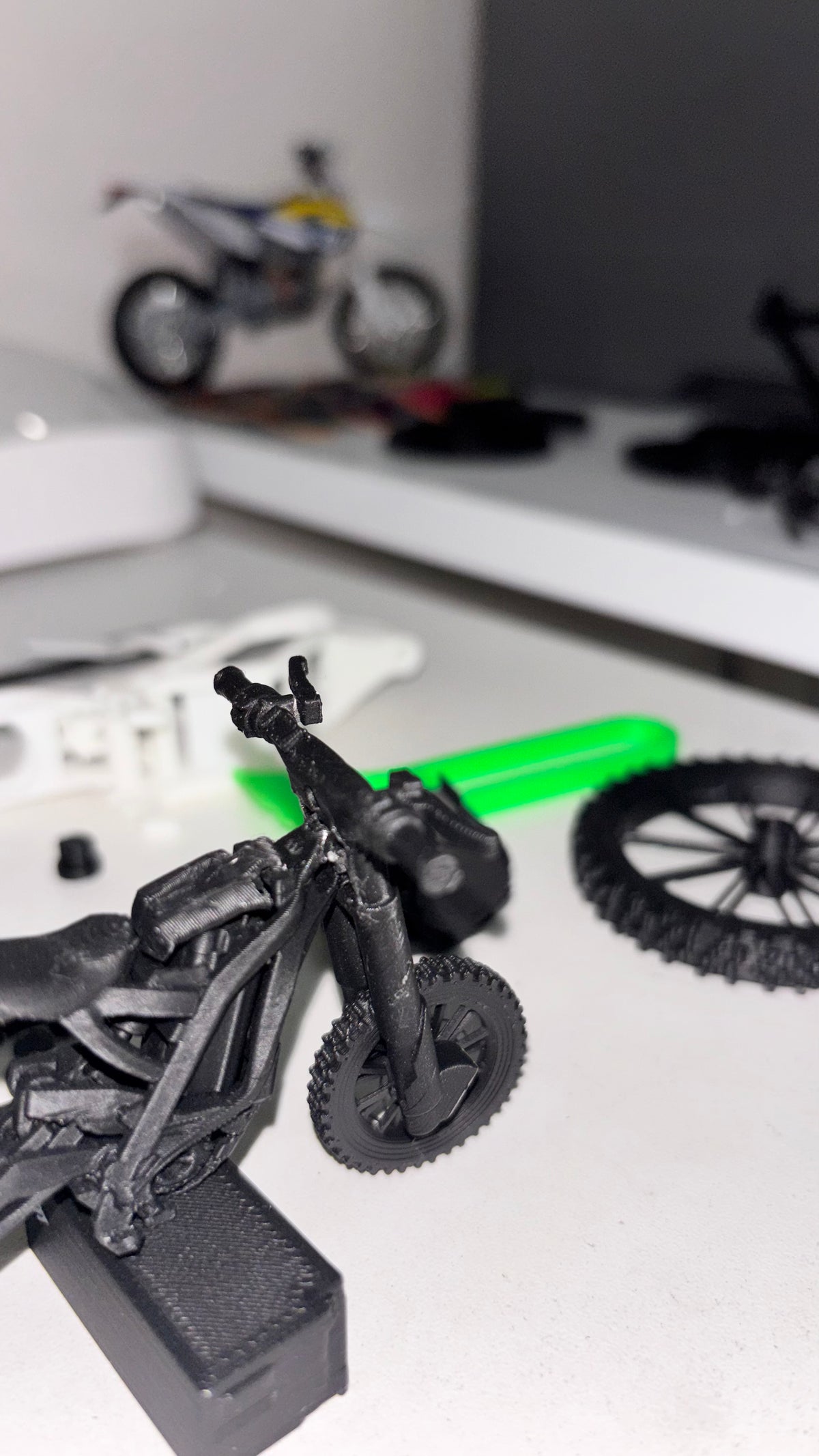 Mini MINI Surron LBX Keychain